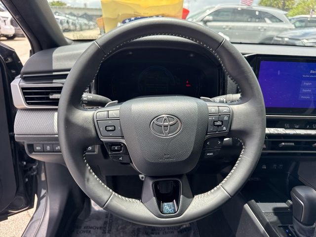 2025 Toyota Camry foto 26