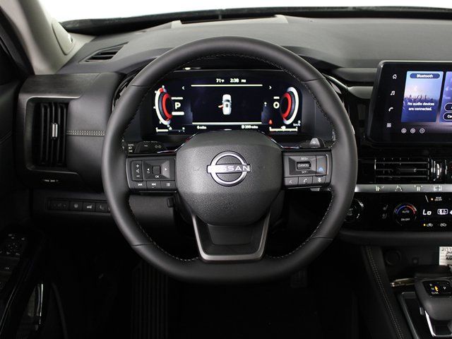 2026 Nissan Pathfinder Platinum - Photo 15