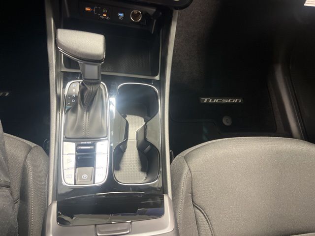 New 2026 White Hyundai SEL image 20