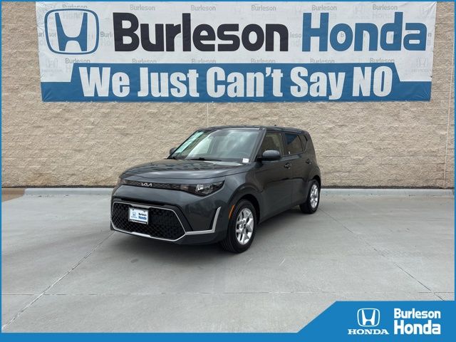 Gravity Gray 2025 Kia Soul LX FWD SUV / Crossover Front-Wheel Drive Continuously Variable Transmission