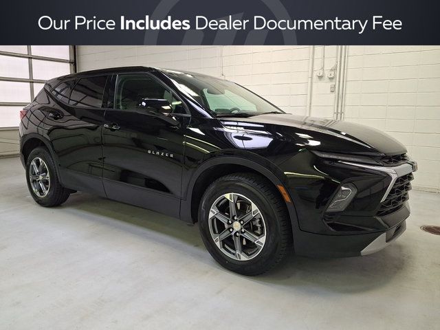 Black 2025 Chevrolet Blazer SUV / Crossover All-Wheel Drive 9-Speed Automatic Overdrive