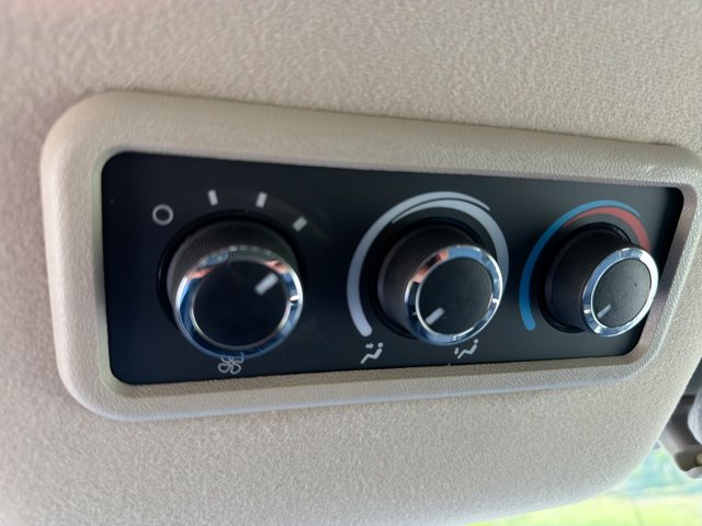 Used 2025 White Chevrolet LS image 19