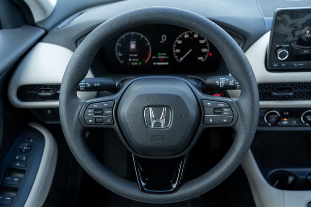 2025 Honda HR-V LX 13