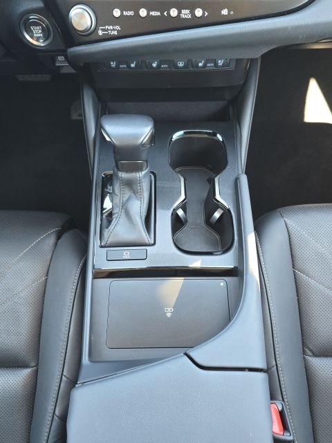 2023 Lexus ES 350 Luxury:B01893