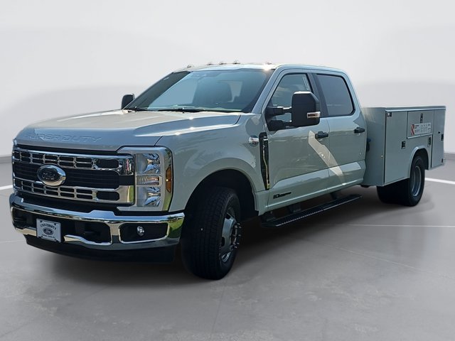 New 2026 White Ford XL image 4