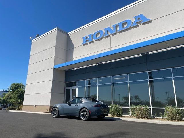 Used 2021 Polymetal Gray Mazda Grand Touring image 17