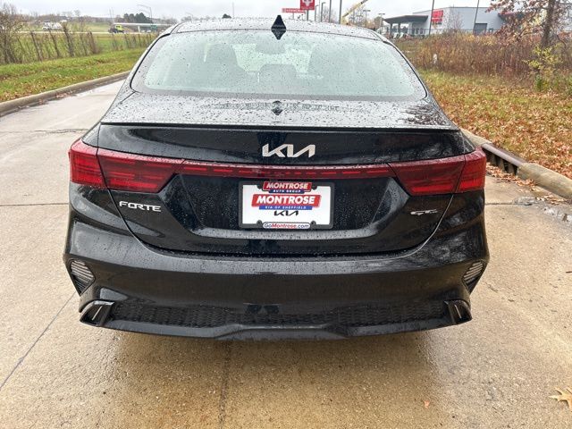 2023 Kia Forte GT-Line 19