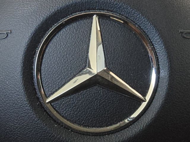 Used 2022 Starling Blue Metallic Mercedes-Benz GLC 300 image 11