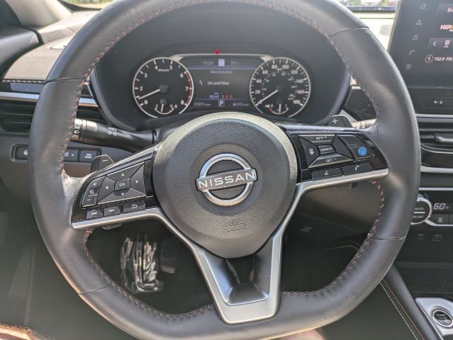 2023 Nissan Altima 2.0 SR 19