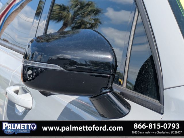 used 2022 Kia Sorento car, priced at $27,979