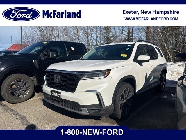 2023 Honda Pilot Touring AWD