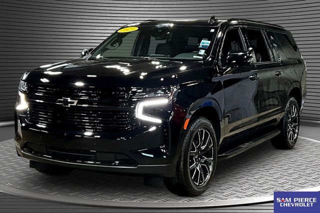 2023 Chevrolet Suburban RST 4WD