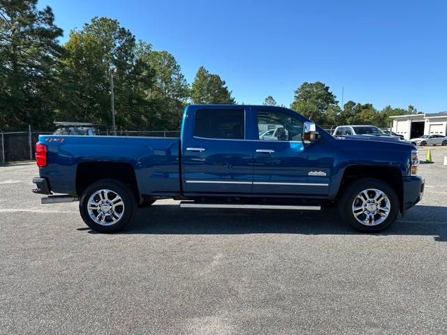 2018 Chevrolet Silverado 2500HD High Country 6