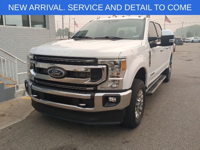 Oxford White 2022 Ford F-350 Super Duty Pickup Truck Four-Wheel Drive Automatic