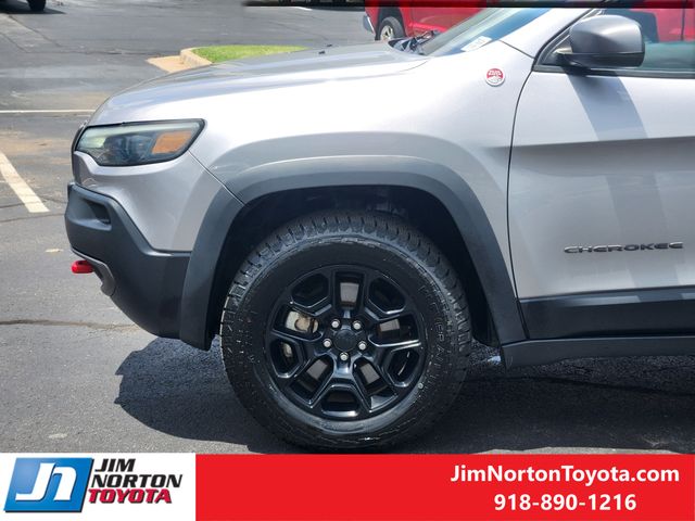 Used 2019 Jeep Cherokee SUV