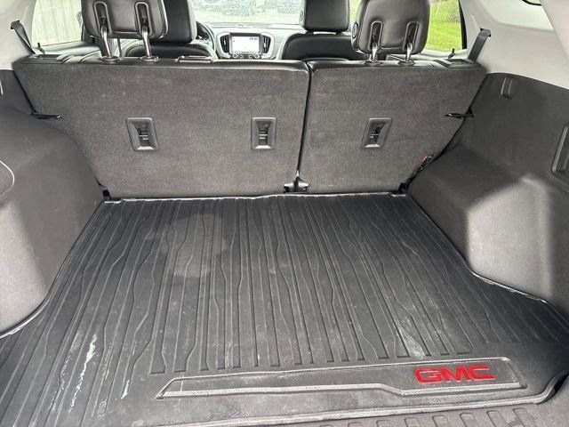 2020 GMC Terrain SLT photo
