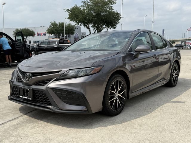 2024 Toyota Camry SE - 7
