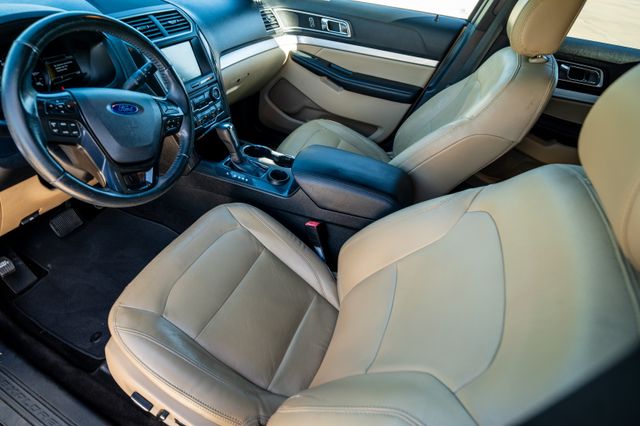 2016 Ford Explorer XLT Silver at Bayway Cadillac Southwest