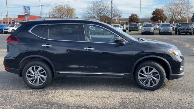 2020 Nissan Rogue SL 9