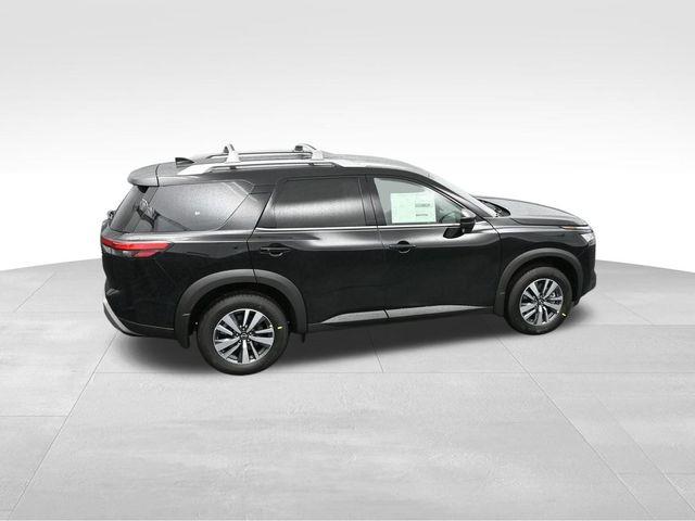 2024 Nissan Pathfinder SL 31