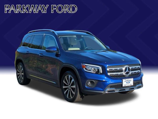 Used 2023  Mercedes-Benz GLB 250 image 7