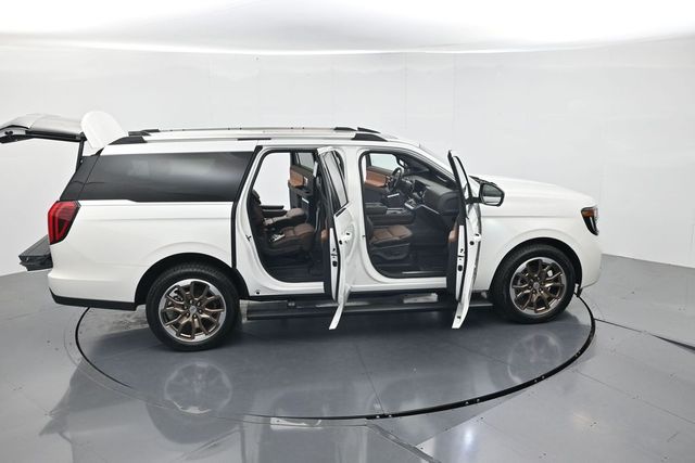 New 2026 White Ford King Ranch image 49