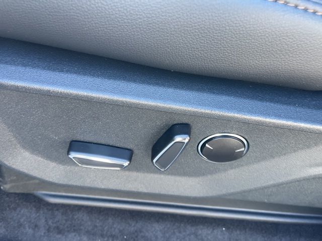 2025 Ford F-150 Lariat:168659