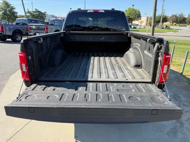 Used 2021 Black Ford XLT image 10