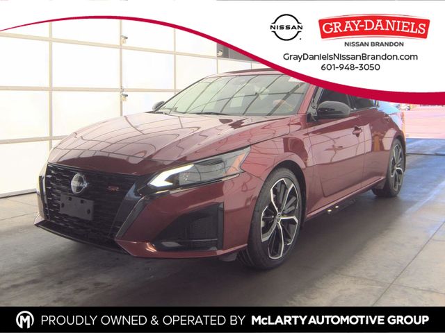 2023 Nissan Altima 2.5 SR's photo