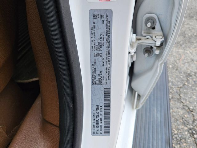 2020 Ram 1500 Laramie Crew Cab 4x4 5'7" Box