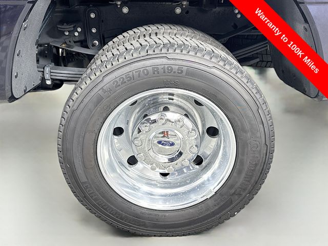 2023 Blue Metallic Ford Super Duty F-450 DRW Lariat DRW 4X4 Truck