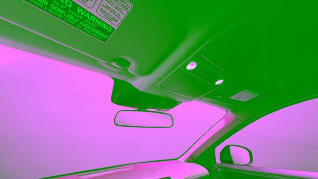 Used 2025 White Nissan SR image 27