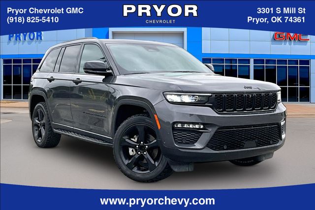 Baltic Gray Metallic Clearcoat 2024 Jeep Grand Cherokee Limited 4WD SUV / Crossover Four-Wheel Drive 8-Speed Automatic