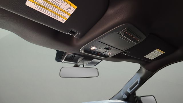 Used 2025 White Ford Tremor image 28