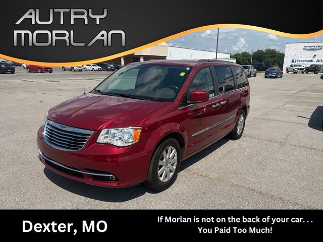 2015 Chrysler Town & Country Touring FWD