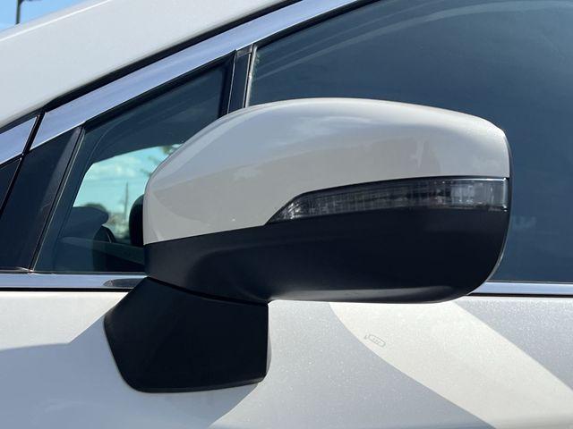 Used 2022 White Subaru Limited image 46