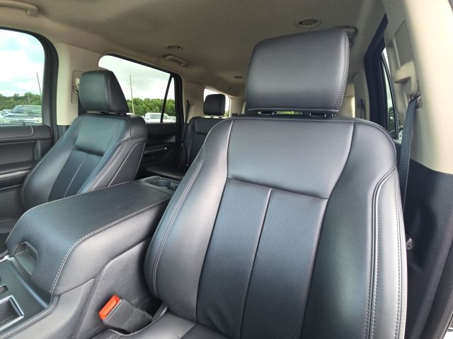 2024 Ford Expedition XLT:B02482