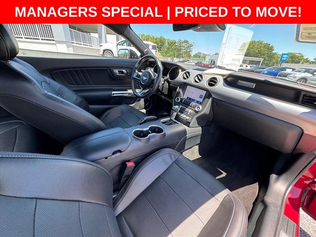 Used 2022 Red Ford GT Premium image 16