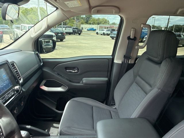 2024 Nissan Frontier SV White at Royal Nissan