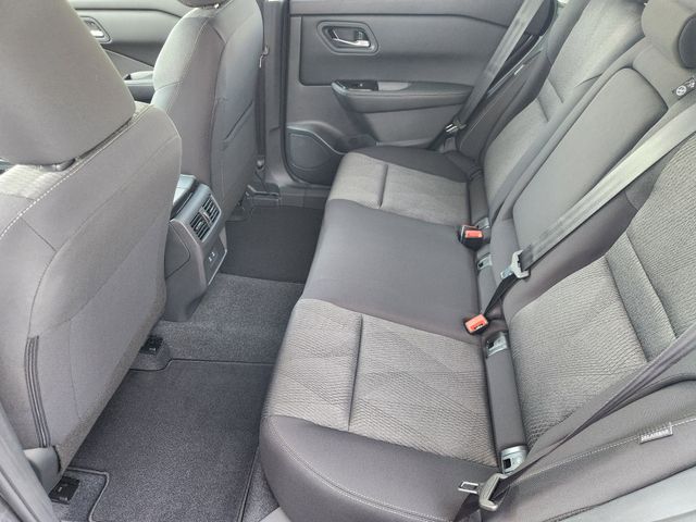 2026 Nissan Rogue SV photo 19