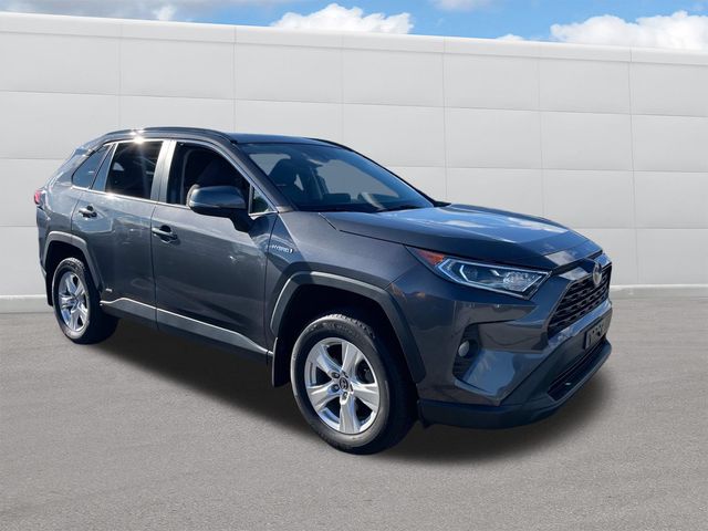 2021 Toyota RAV4 Hybrid XLE 11