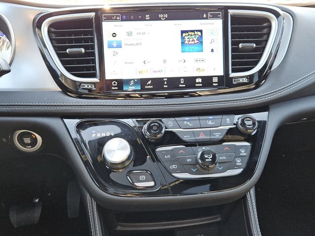 2026 Chrysler Pacifica Limited AWD