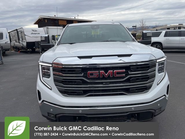 2024 GMC Sierra 1500 SLT 32