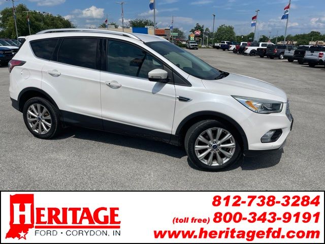 White Platinum Clearcoat Metallic 2017 Ford Escape Titanium FWD SUV / Crossover Front-Wheel Drive 6-Speed Automatic
