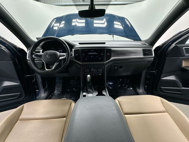 2020 Volkswagen Atlas Cross Sport 2.0T SE w/Technology Blue at Sutliff Volkswagen