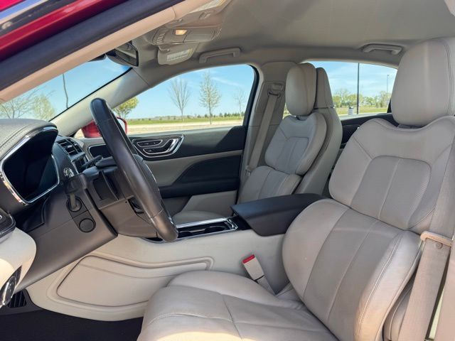 2018 Lincoln Continental Select