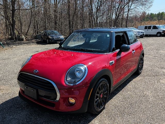 Chili Red 2019 MINI Cooper Oxford Edition 2-Door Hatchback FWD Hatchback Front-Wheel Drive 6-Speed Automatic