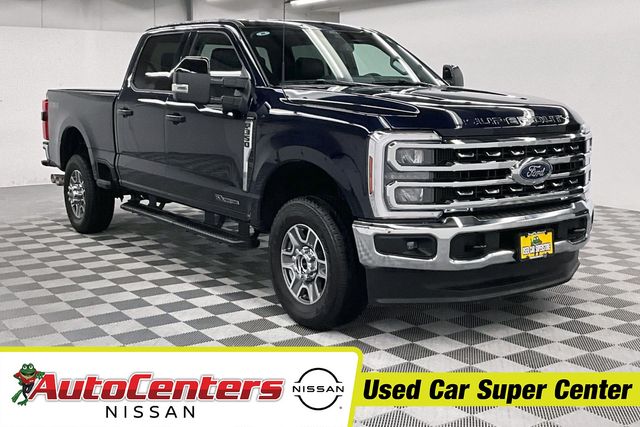 Antimatter Blue Metallic 2025 Ford F-350 Super Duty Pickup Truck Four-Wheel Drive 10-Speed Automatic
