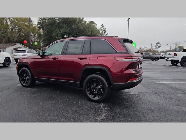 2026 Jeep Grand Cherokee Altitude 4x4