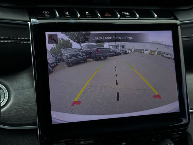 Used 2022 Silver Jeep Limited image 27